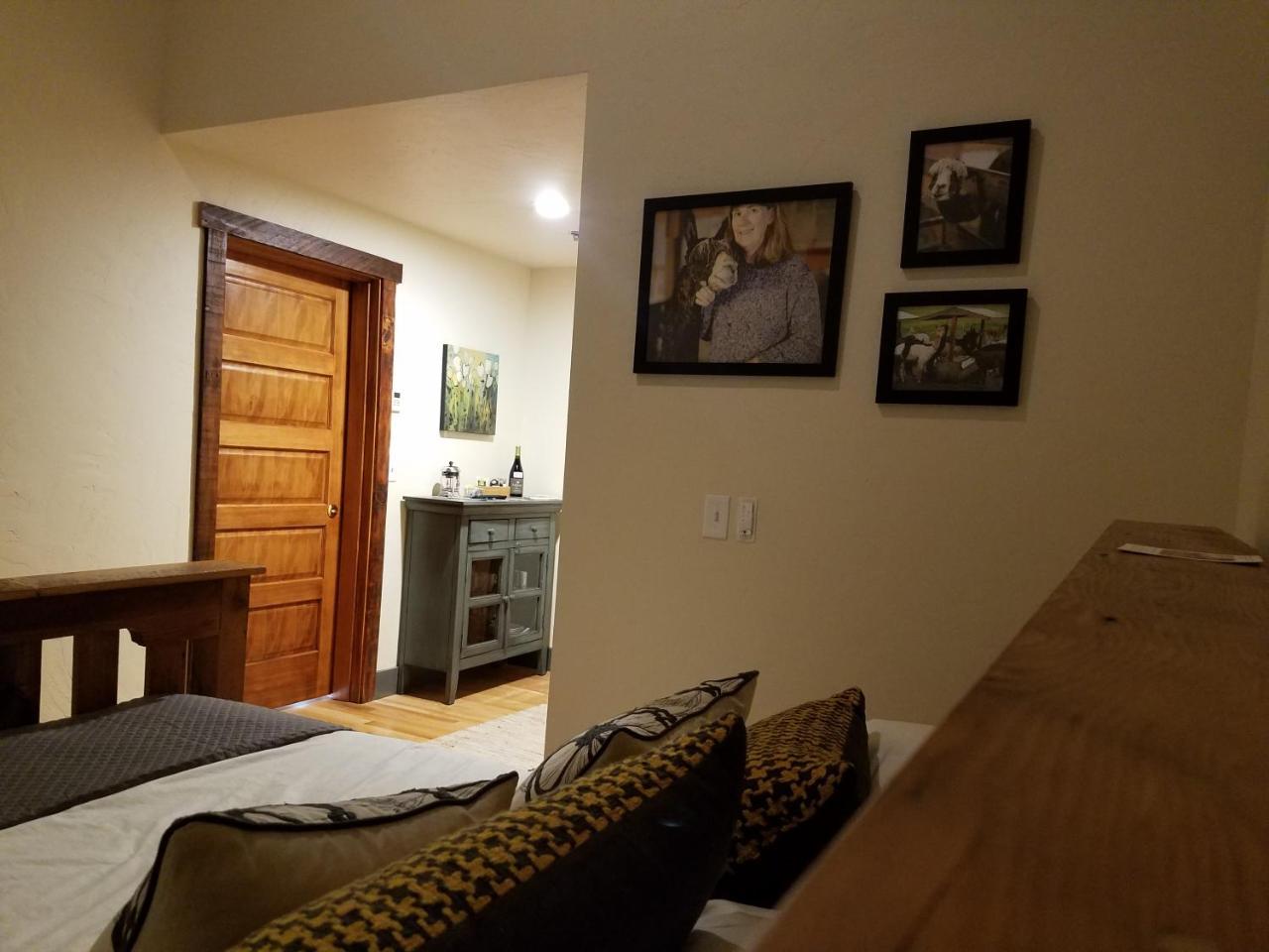Amity Flats Hotel Ngoại thất bức ảnh